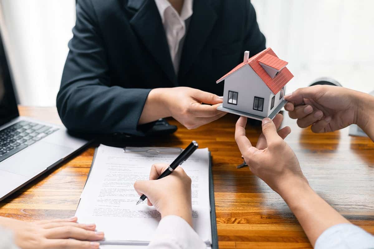Mufson Band: Insurance Brokerage | Bergen County, NJ | Full-Service Mufson Band: Insurance Brokerage | Bergen County, NJ | Full-Service